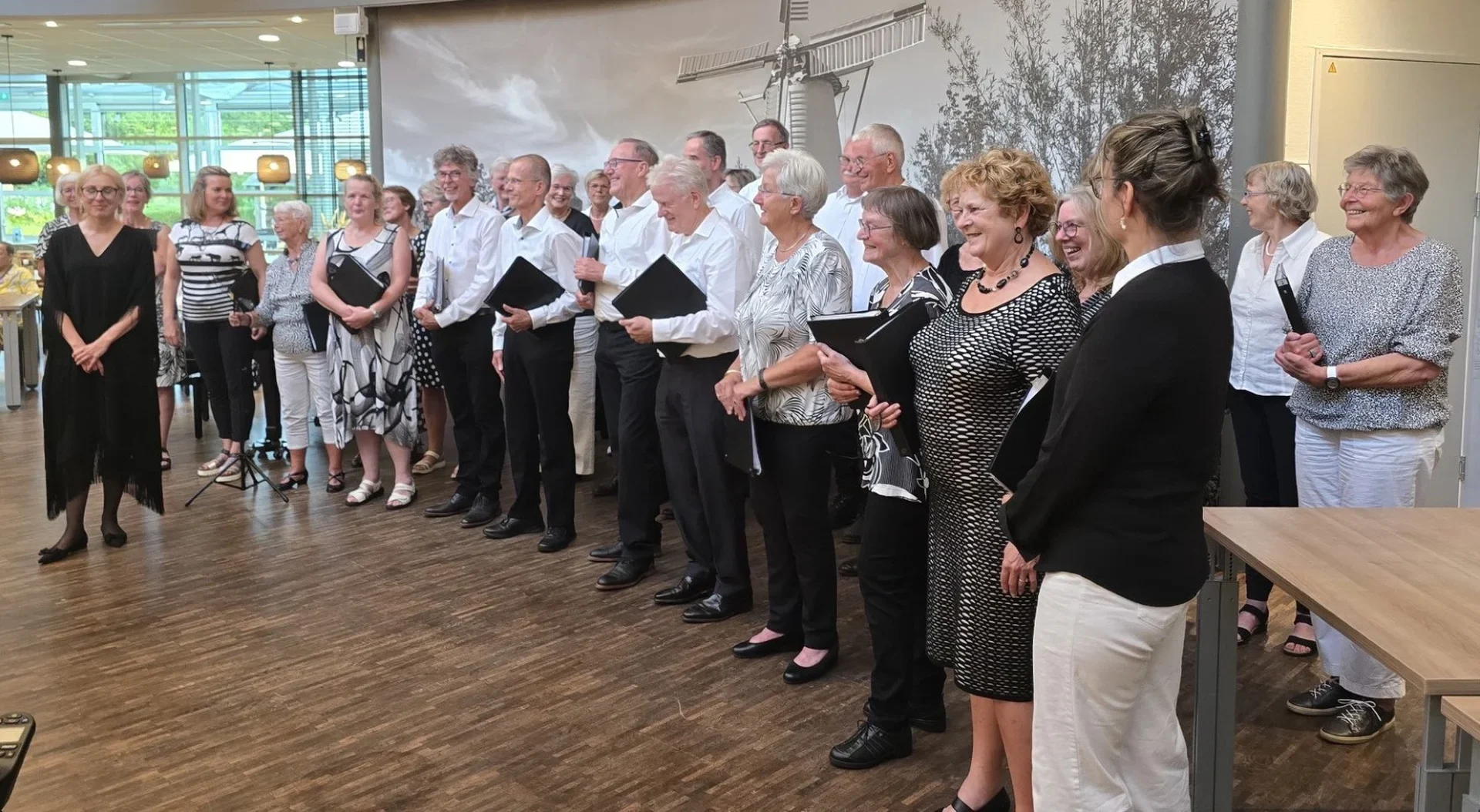 Bijzondere afsluiting van het seizoen door Gemengd Koor Woudklank